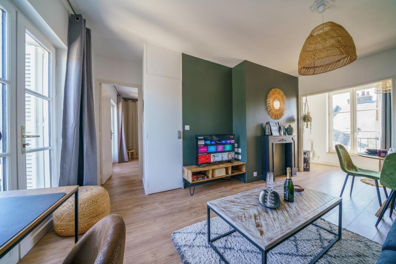 La Petite Plume - Prestiplace Collection * Tours